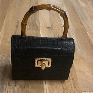 Elegant Black Croc-Embossed Handbag with Bamboo Handle